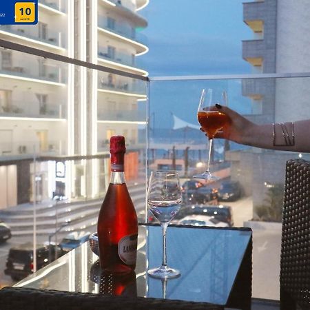 Luxury Apartment By The Sea Mamaia Exterior foto