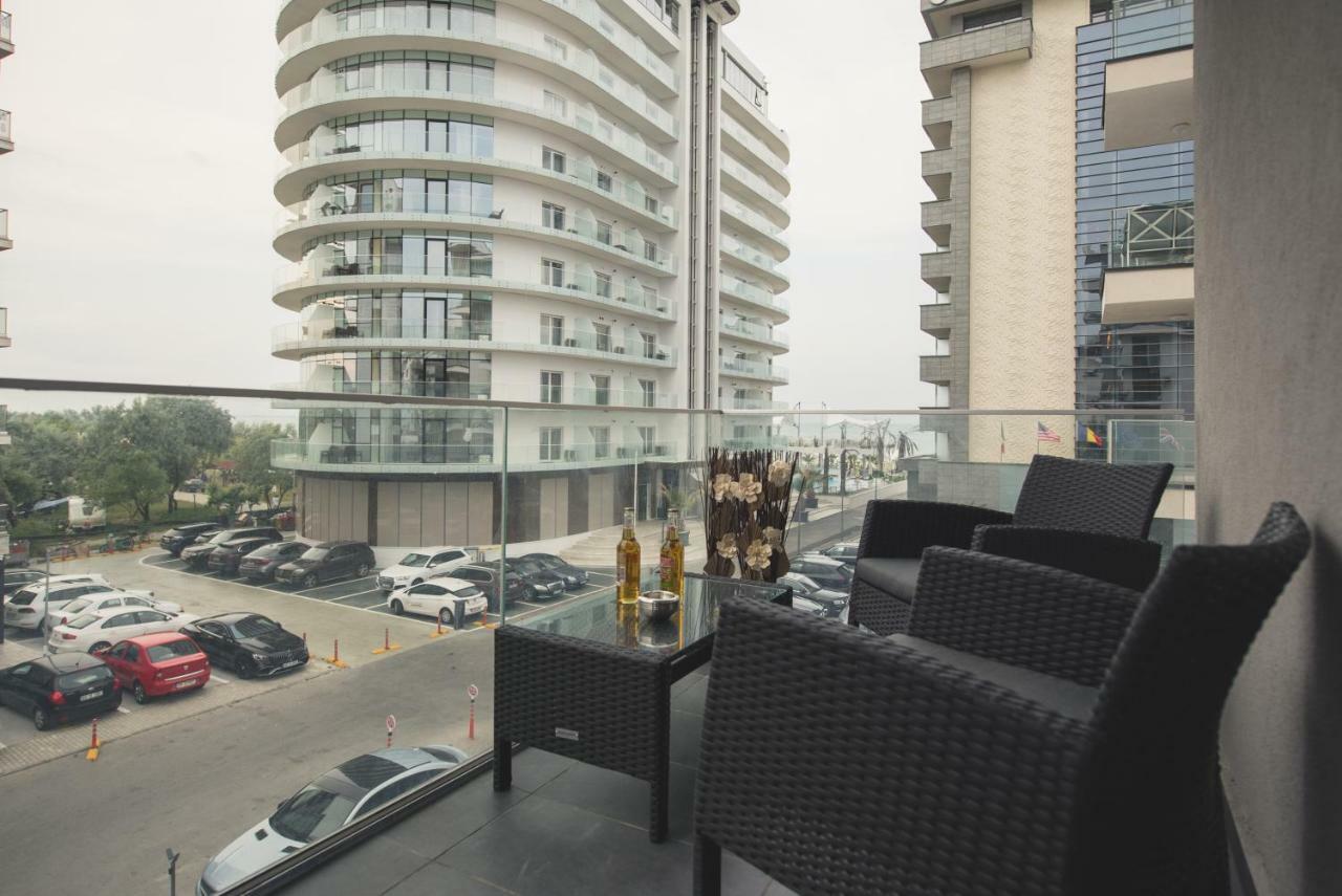 Luxury Apartment By The Sea Mamaia Exterior foto
